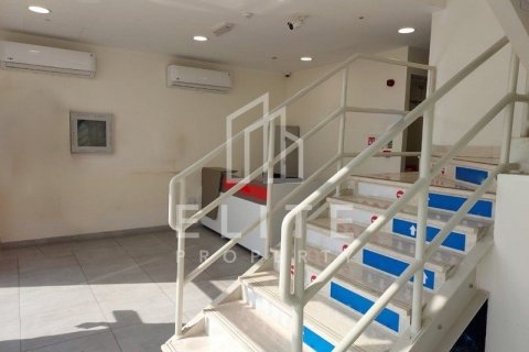 Warehouse in Dubai 7118 sq.m. № 38963 - photo 5