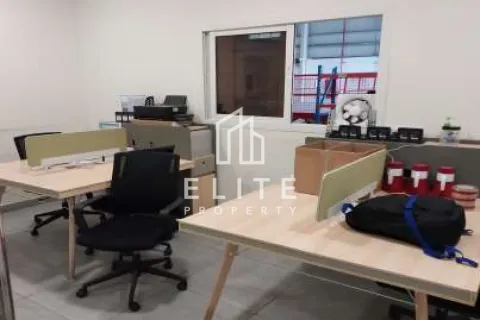 Warehouse in Dubai 7118 sq.m. № 38963 - photo 19