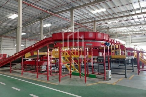 Warehouse in Dubai 7118 sq.m. № 38963 - photo 16