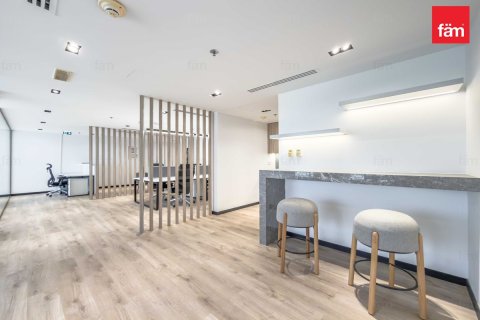 Oficina en Dubai, 102 m², № 115080 - foto 17