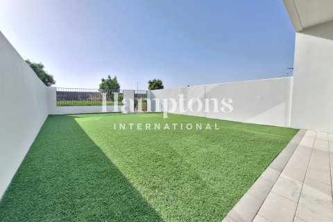 Villa en Dubai South (Dubai World Central), Dubai, 3 dormitorios, 151.04912964 m², № 84488 - foto 12