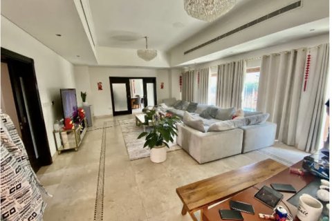 Купить недвижимость в Al Furjan, Дубай: 5 спален, 503м², № 3632 - фото 8
