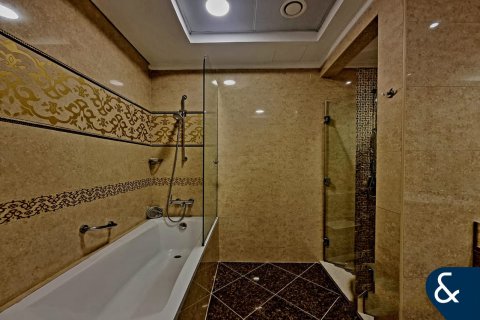 Appartement à The Crescent, Palm Jumeirah, Dubai, 2 chambres, 216 m², № 78892 - photo 14