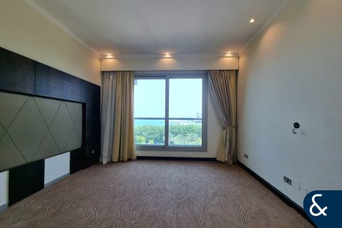 Appartement à The Crescent, Palm Jumeirah, Dubai, 2 chambres, 216 m², № 78892 - photo 9