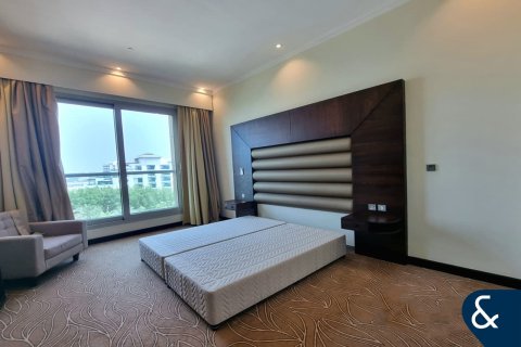 Appartement à The Crescent, Palm Jumeirah, Dubai, 2 chambres, 216 m², № 78892 - photo 17