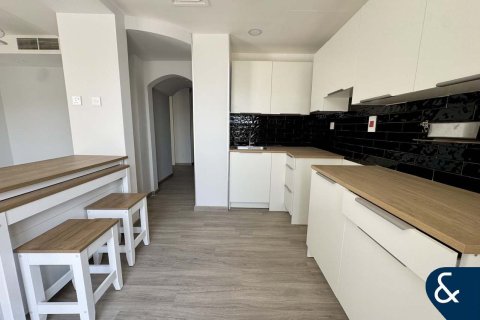 Villa en The Springs, Dubai, 2 dormitorios, 157 m², № 78897 - foto 3