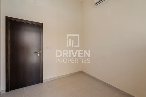 Villa in Dubai Land, Dubai 4 bedrooms, 311 sq.m. № 65794 - photo 14
