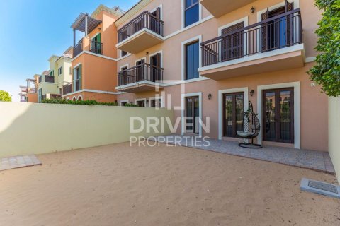 Villa en La Mer, Jumeirah, Dubai, 3 dormitorios, 263 m², № 65784 - foto 27