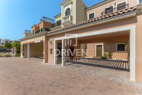 Villa en La Mer, Jumeirah, Dubai, 3 dormitorios, 263 m², № 65784 - foto 19