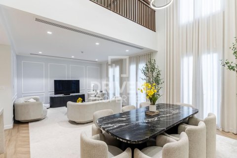 Villa en La Mer, Jumeirah, Dubai, 3 dormitorios, 263 m², № 65784 - foto 3