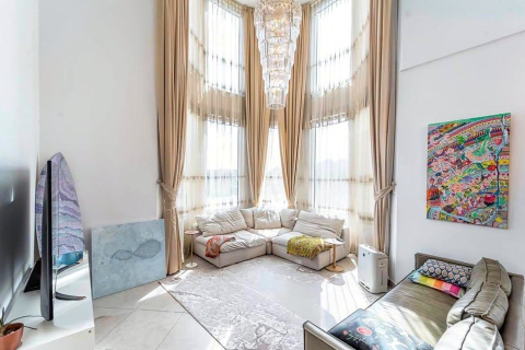 Duplex in Jumeirah Heights, Dubai 3 bedrooms, 220.09 sq.m. № 130134