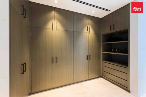 Ático en Dubai, 4 dormitorios, 495.4 m², № 23557 - foto 12