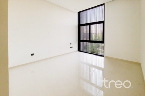 Villa en DAMAC Hills (Akoya by DAMAC), Dubai, 5 dormitorios, 437.39 m², № 138091 - foto 15