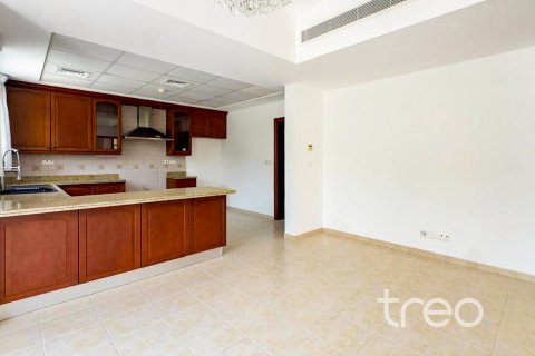 Вилла в Арабиан Ранчес, Дубай, 4 спальни, 321.26м², № 138089