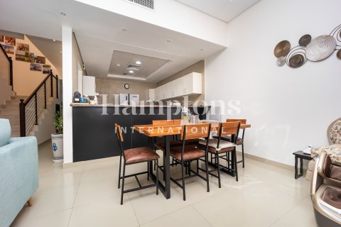 Townhouse in Murooj Al Furjan, Al Furjan, Dubai 4 bedrooms, 208.56723500 sq.m. № 63658 - photo 8