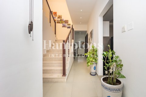 Townhouse in Murooj Al Furjan, Al Furjan, Dubai 4 bedrooms, 208.56723500 sq.m. № 63658 - photo 12