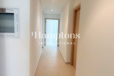 Apartment in The Views 1, The Views, Dubai 2 bedrooms, 107.58167400 sq.m. № 135096 - photo 12