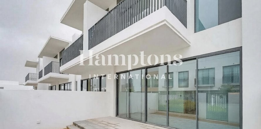 Townhouse in The Valley, Dubai 4 bedrooms, 331.664 sq.m. № 135090