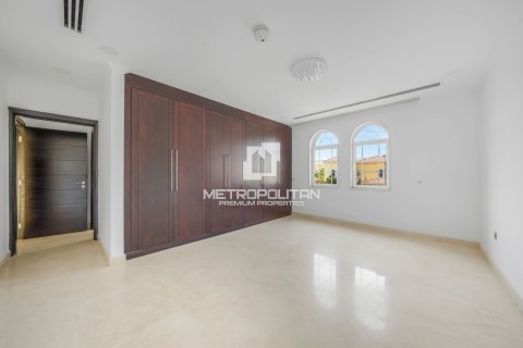 Villa en Jumeirah Park, Dubai, 4 dormitorios, 660 m², № 73195 - foto 7