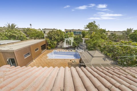 Villa en Jumeirah Park, Dubai, 4 dormitorios, 660 m², № 73195 - foto 29