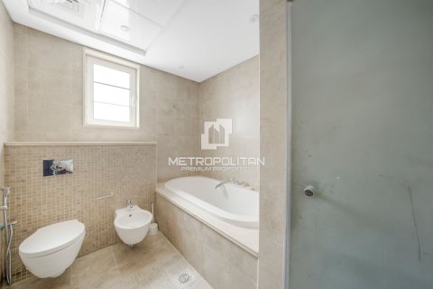 Villa en Jumeirah Park, Dubai, 4 dormitorios, 660 m², № 73195 - foto 22