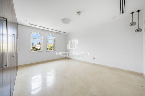 Villa en Jumeirah Park, Dubai, 4 dormitorios, 660 m², № 73195 - foto 6