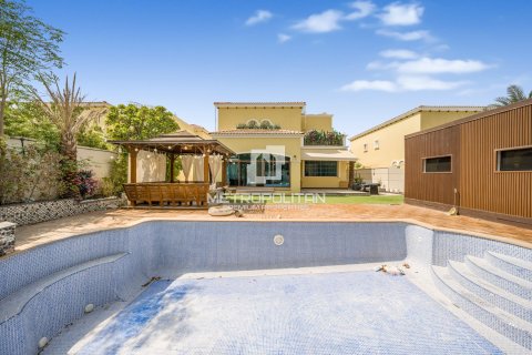 Villa en Jumeirah Park, Dubai, 4 dormitorios, 660 m², № 73195 - foto 4