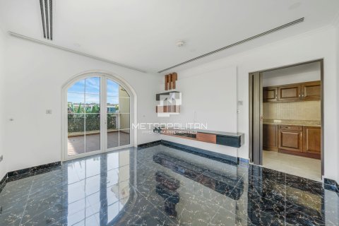 Villa en Jumeirah Park, Dubai, 4 dormitorios, 660 m², № 73195 - foto 14