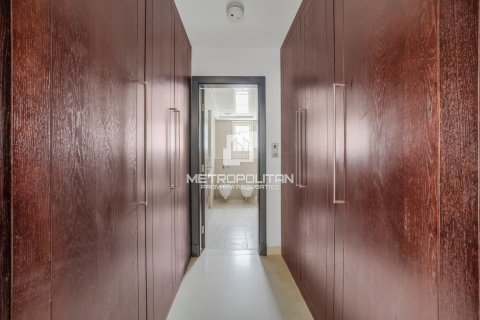 Villa en Jumeirah Park, Dubai, 4 dormitorios, 660 m², № 73195 - foto 20