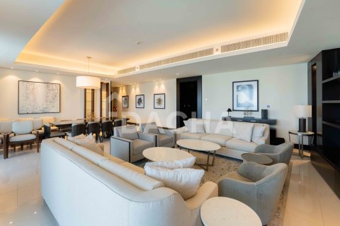 Penthouse in Downtown Dubai (Downtown Burj Dubai), Dubai 4 bedrooms, 429 sq.m. № 105826 - photo 6