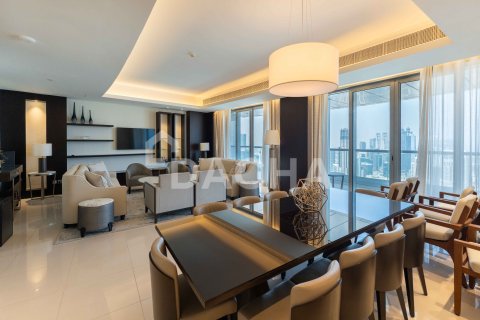 Penthouse in Downtown Dubai (Downtown Burj Dubai), Dubai 4 bedrooms, 429 sq.m. № 105826 - photo 8