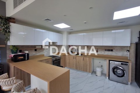 Townhouse in Dubai Land, Dubai 3 bedrooms, 140 sq.m. № 105827 - photo 18