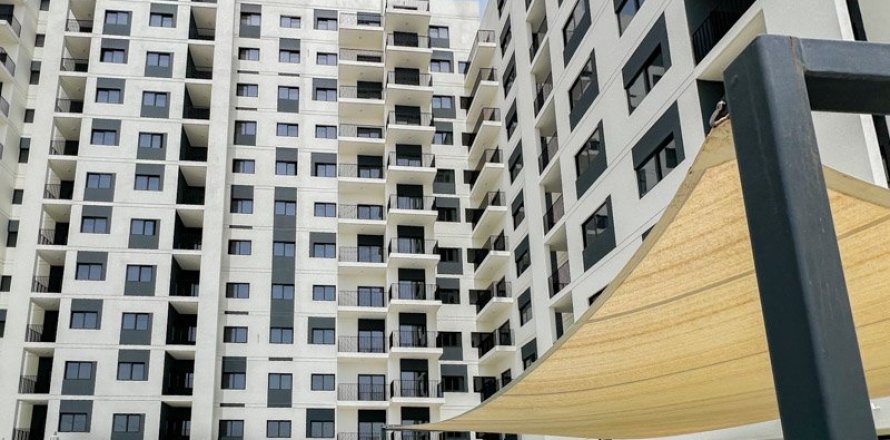 Apartment in wasl gate, Dubai 2 bedrooms № 30778