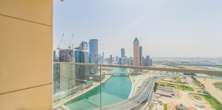 Appartement à AL HABTOOR CITY à Business Bay, Dubai, 2 chambres, № 30776