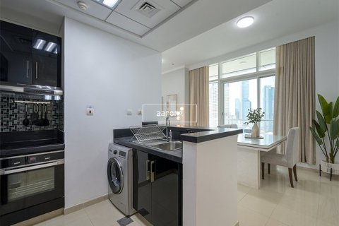 Apartment in Dubai Marina, Dubai 1 bedroom, 77.1 sq.m. № 55487 - photo 7