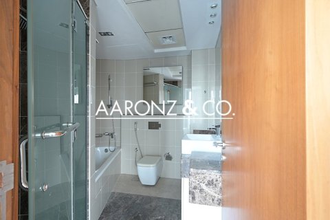 Снять в аренду пентхаус в Дубай Марине, Дубай: 5 спален, 345м², № 55486 - фото 17