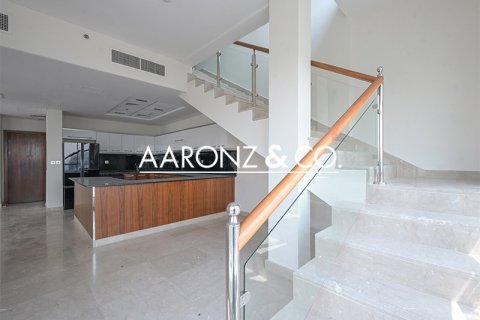 Снять в аренду пентхаус в Дубай Марине, Дубай: 5 спален, 345м², № 55486 - фото 5