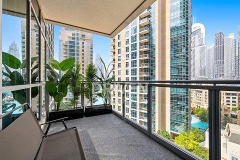 Apartamento en The Residences, Downtown Dubai (Downtown Burj Dubai), Dubai, 3 dormitorios, 170.76 m², № 127418 - foto 24