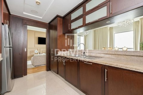 Apartamento en The Residences, Downtown Dubai (Downtown Burj Dubai), Dubai, 3 dormitorios, 170.76 m², № 127418 - foto 10