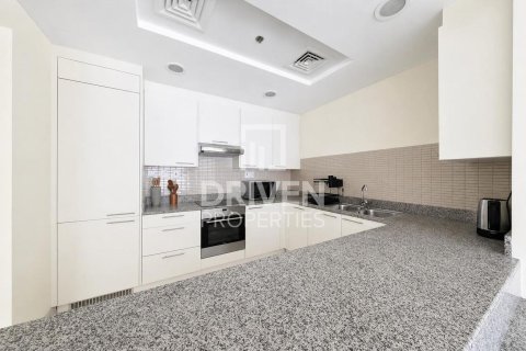 Apartment in Bay Square, Business Bay, Dubai 1 bedroom, 105.91 sq.m. № 127415 - photo 6