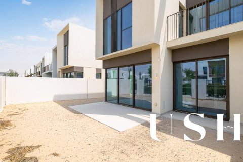 Townhouse in The Valley, Dubai 4 bedrooms, 257 sq.m. № 42292 - photo 19