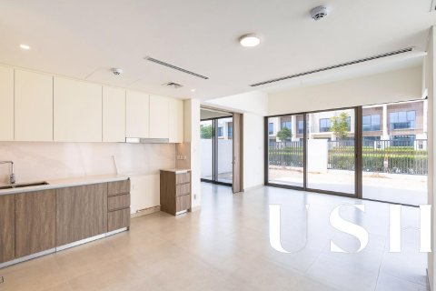 Townhouse in The Valley, Dubai 4 bedrooms, 257 sq.m. № 42292 - photo 23