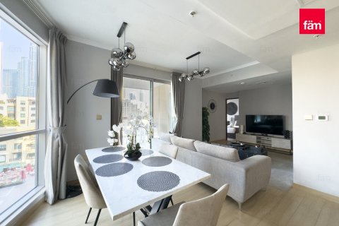 Снять в аренду квартиру в Даунтаун Дубай (Даунтаун Бурдж Дубай), Дубай: 2 спальни, 111.5м², № 90218 - фото 2