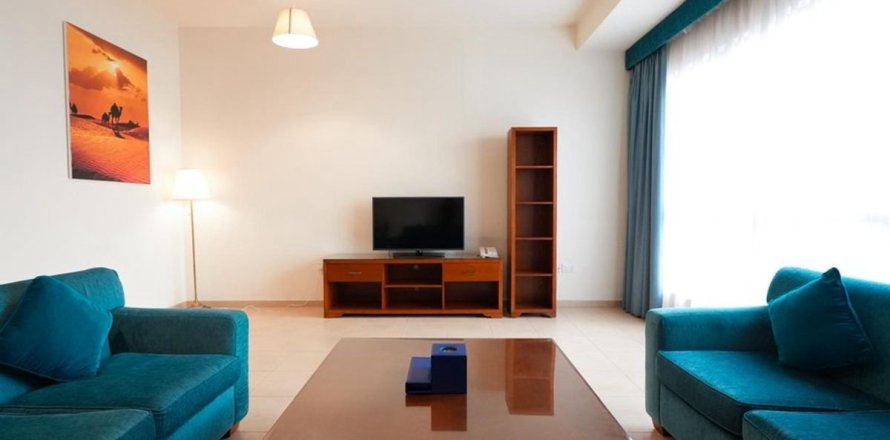Квартира в Дубай Марине, Дубай, 3 спальни, 176.5м², № 23166
