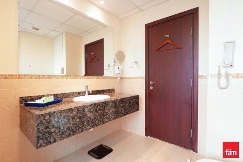 Снять в аренду квартиру в Дубай Марине, Дубай: 3 спальни, 176.5м², № 23166 - фото 29