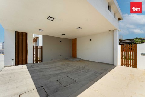 Villa in Al Furjan, Dubai 5 bedrooms, 767.6 sq.m. № 23169 - photo 17