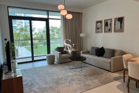 Apartamento en EMAAR Beachfront, Dubai Harbour, Dubai, 1 dormitorio, 81 m², № 101164