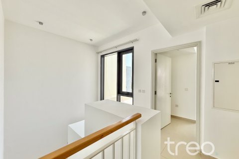 Adosado en Dubai Hills Estate, Dubai, 4 dormitorios, 221.76 m², № 136238 - foto 23