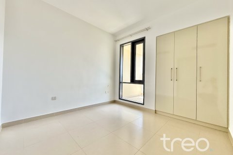 Adosado en Dubai Hills Estate, Dubai, 4 dormitorios, 221.76 m², № 136238 - foto 5