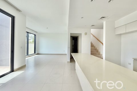 Adosado en Dubai Hills Estate, Dubai, 4 dormitorios, 221.76 m², № 136238 - foto 17